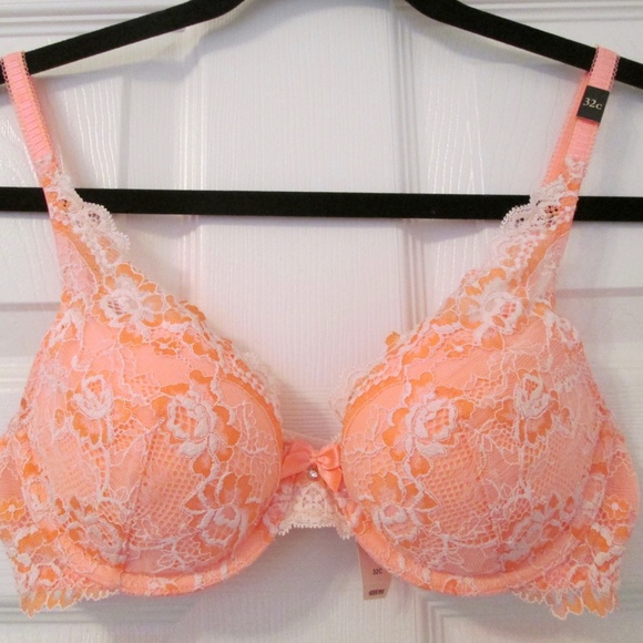 Victoria's Secret Push-up Bra 32C - Picture 1 of 2